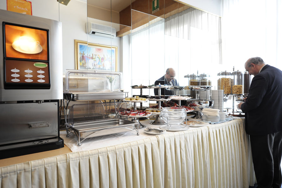 Hotel Dei Fiori Mediolan Restauracja zdjęcie