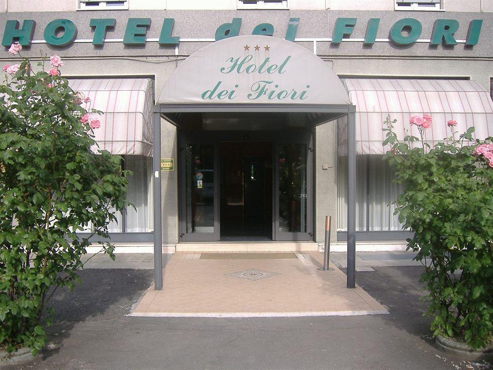 Hotel Dei Fiori Mediolan Zewnętrze zdjęcie